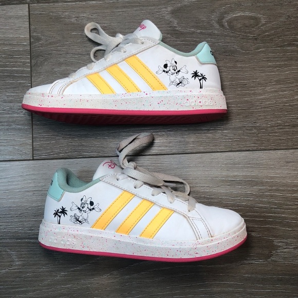 Adidas Shoes Kids 1 1/2 Girls Grand Court X Disney Low Top Sneakers ID8024 White - Picture 8 of 11